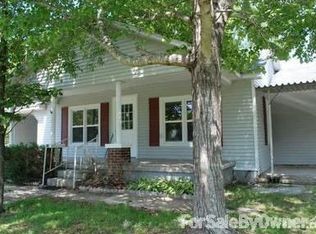 402 Bear Creek Rd, Parsons, TN 38363