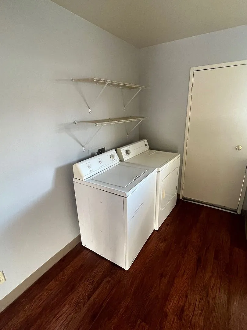 Kings Row - Destiny Apts — Photo 4
