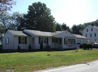 730 Commonwealth Ave, Warwick, RI 02886