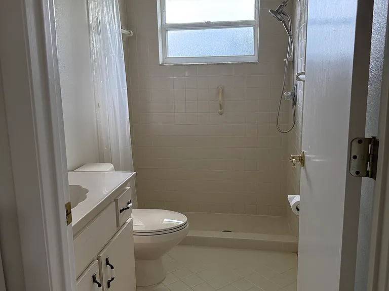 2nd bath with walk in shower