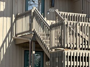 69 Lookout Ridge Dr, Columbus, IN 47201