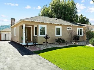 10744 Aqua Vista St, North Hollywood, CA 91602