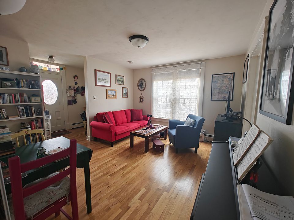 Living room with built in shelves
