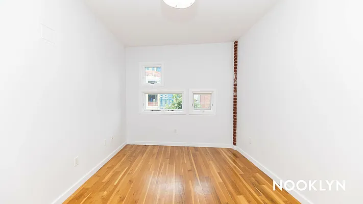 Rented by Nooklyn NYC LLC | media 108