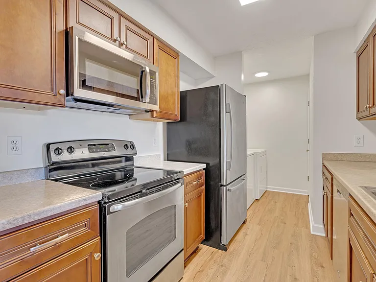 151 N Timber Dr — Photo 9