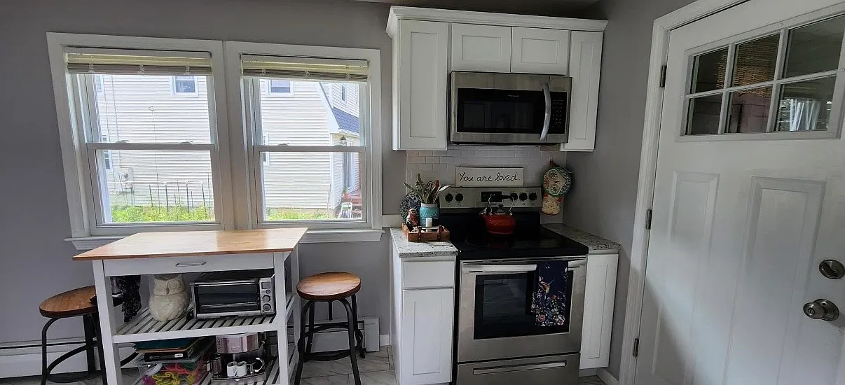 2 bed, 1.5 bath, 1000 sqft, $2,300 — Photo 3