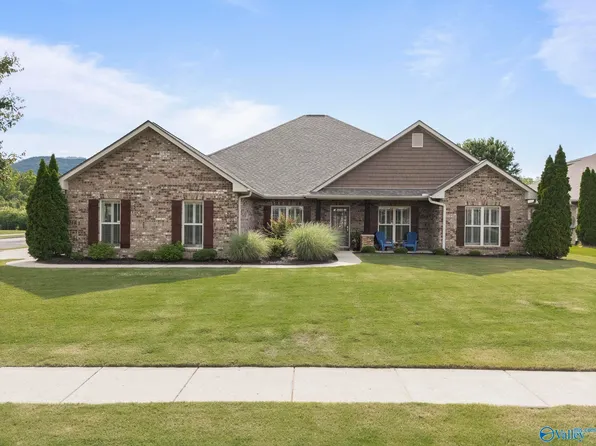 2514 Caldwell Park Ct SE, Owens Cross Roads, AL 35763