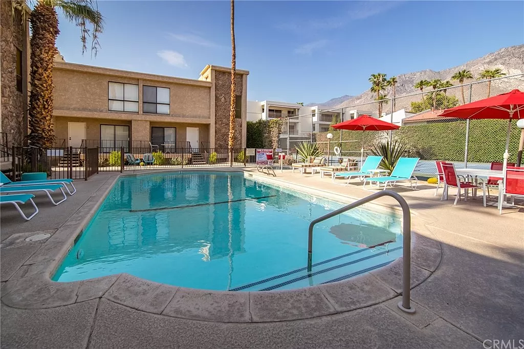 2727 S Sierra Madre Dr #9, Palm Springs, CA 92264 | Zillow