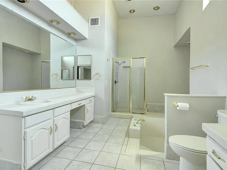 5801 Smoke Glass Trl — Photo 16