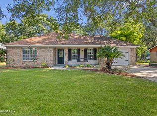 9104 Barnacle Blvd, Ocean Springs, MS 39564