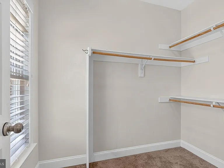 7897 Carbondale Way — Photo 24
