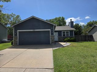 2509 N Old Manor Rd, Wichita, KS 67220