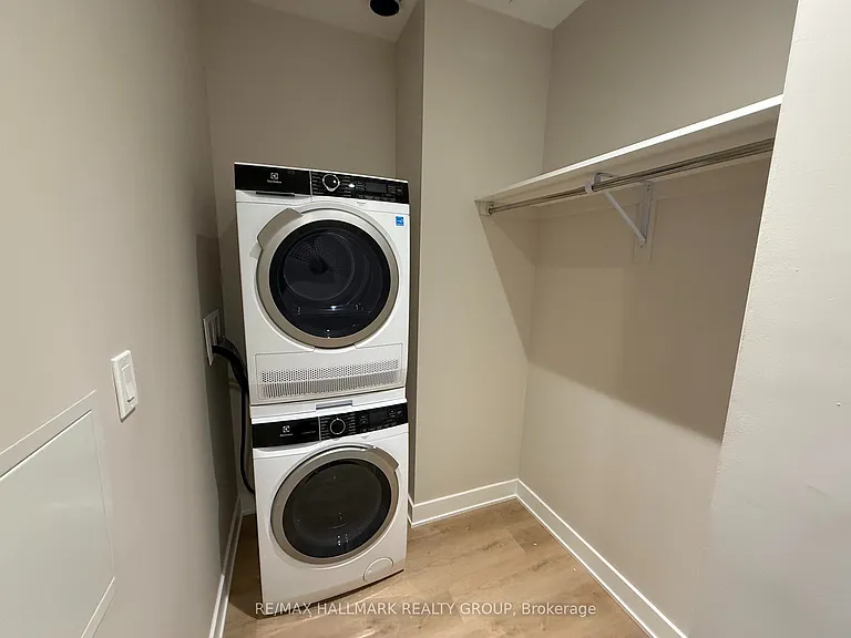 275 Carling Ave #306 — Photo 8