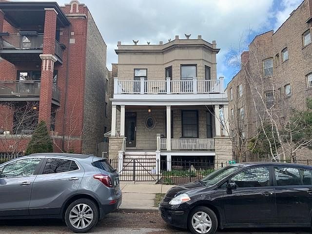 1st image of 1424 W Farragut Ave APT 2W