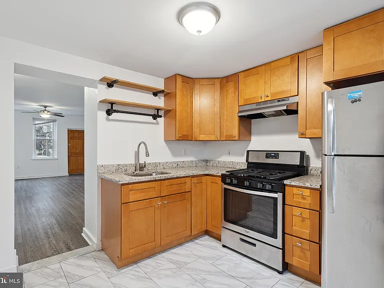 3079 Tulip St — Photo 8