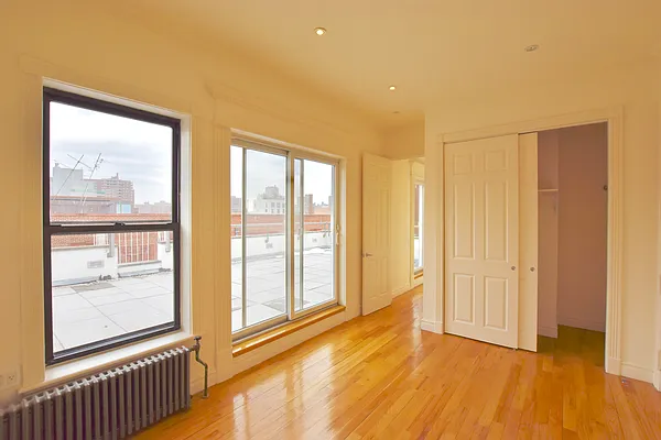 Rented by REAL New York | media 11