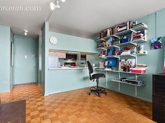 2nd image of 350 W 50th St APT 32G