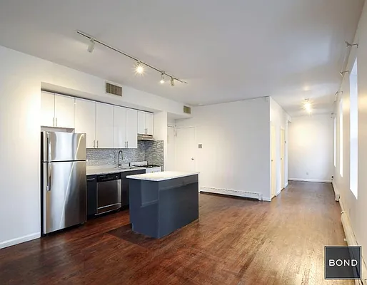 Rented by Bond New York | media 6