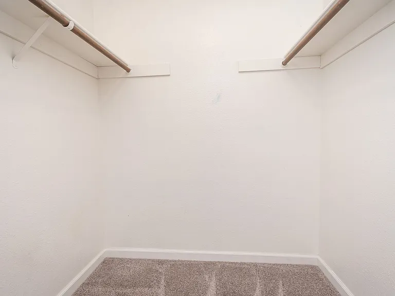 Fulton Woods — Photo 111