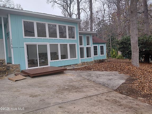 3rd image of 1178 Cyprus Street SW