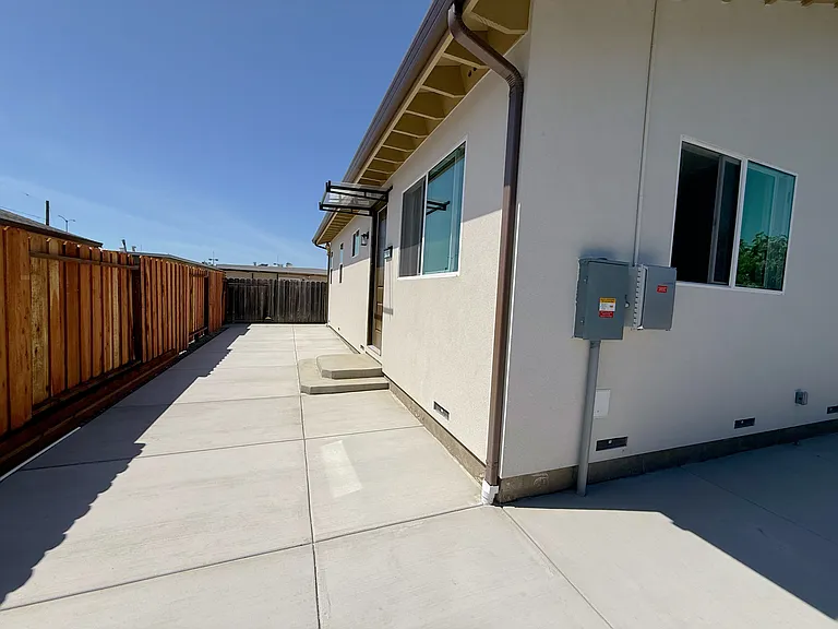 37036 Dutra Way — Photo 14
