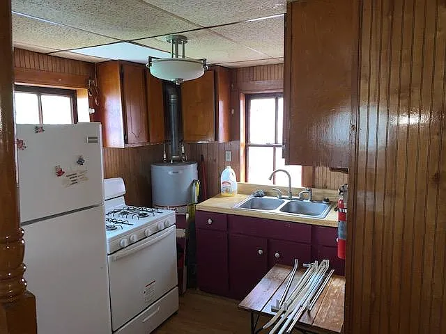 1969 Beech Ave — Photo 3