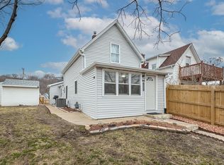 1693 Garfield Ave, Dubuque, IA 52001
