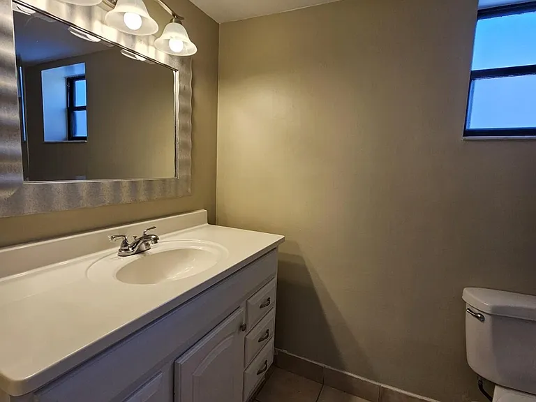 1750 N Congress Ave #304 — Photo 15