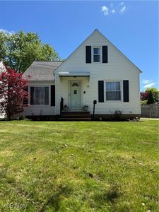 1585 Temple Ave, Mayfield Heights, OH, 44124