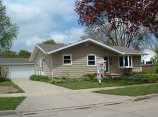625 S Schaefer St, Appleton, WI 54915