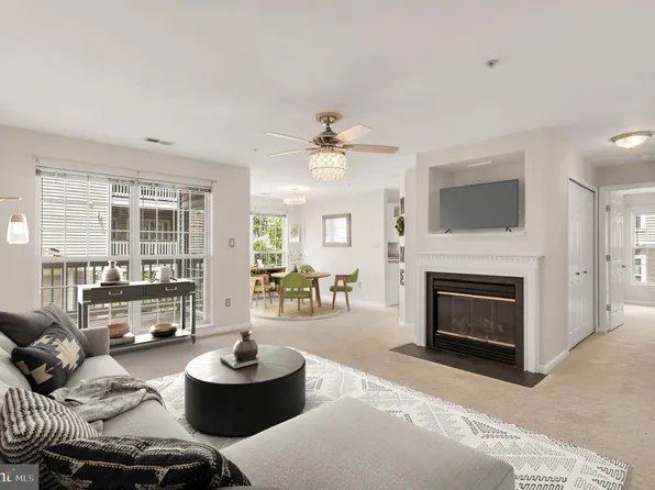 2508 Shelley Cir #8-2C, Frederick, MD 21702