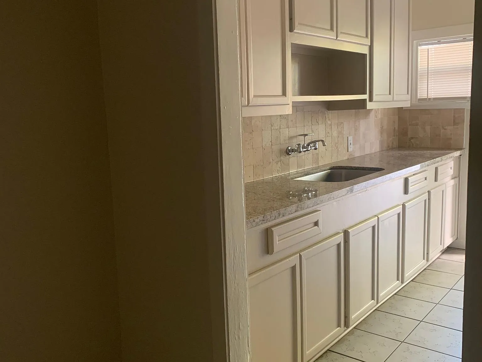 5027 Park Dr — Photo 3