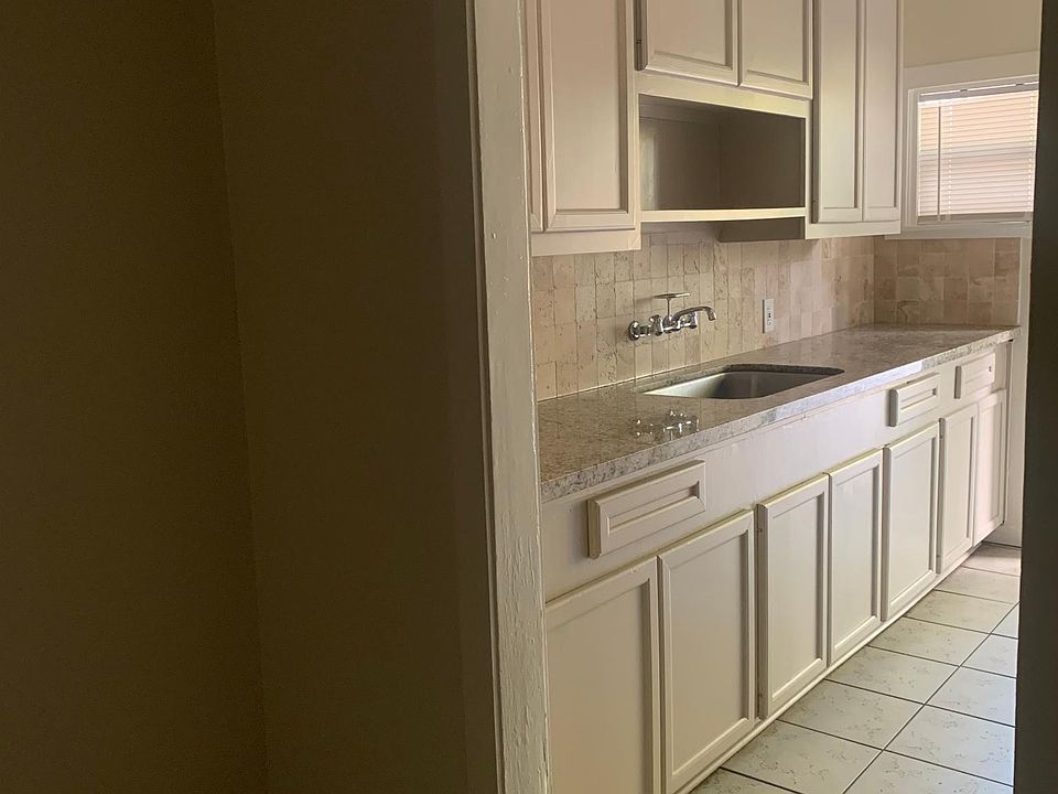 Newly Remodeled Kitchen
