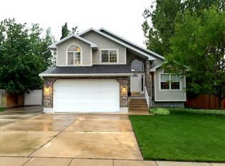 14 E Sunrise Way, Farmington, UT 84025