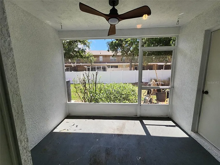 1317 Throckmorton Dr — Photo 27