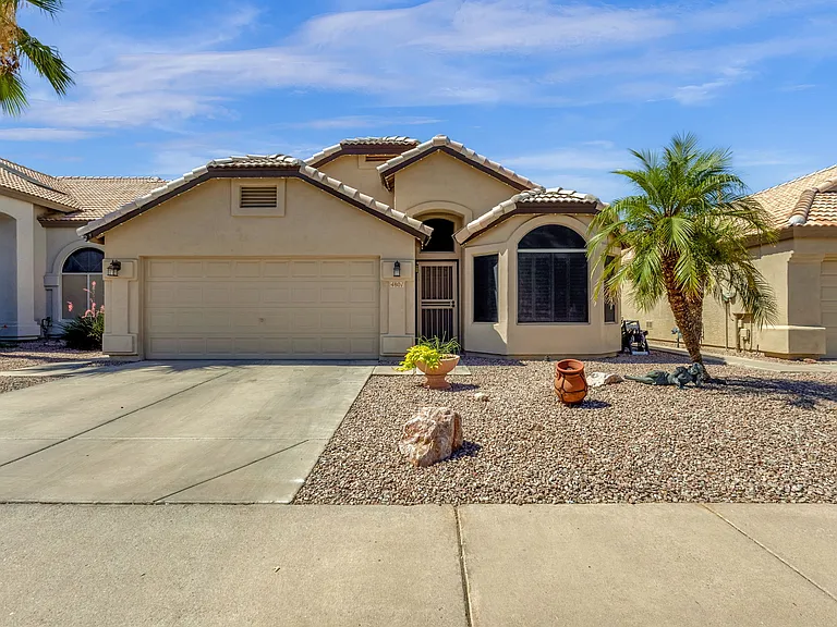 4801 W Harrison St — Photo 1