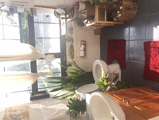 Rented by Carnegie Management Inc | media 10