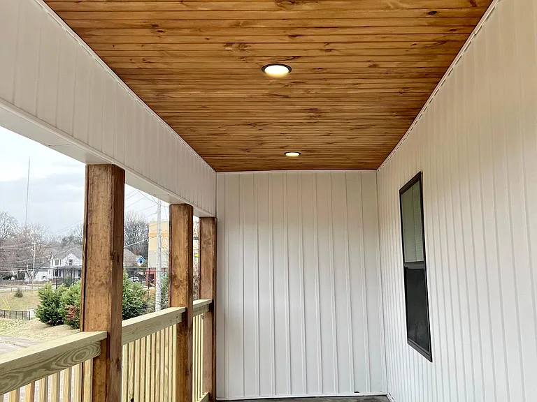 301 Silver Pl — Photo 3