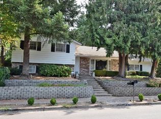 7470 SW 142nd Ave, Beaverton, OR 97008