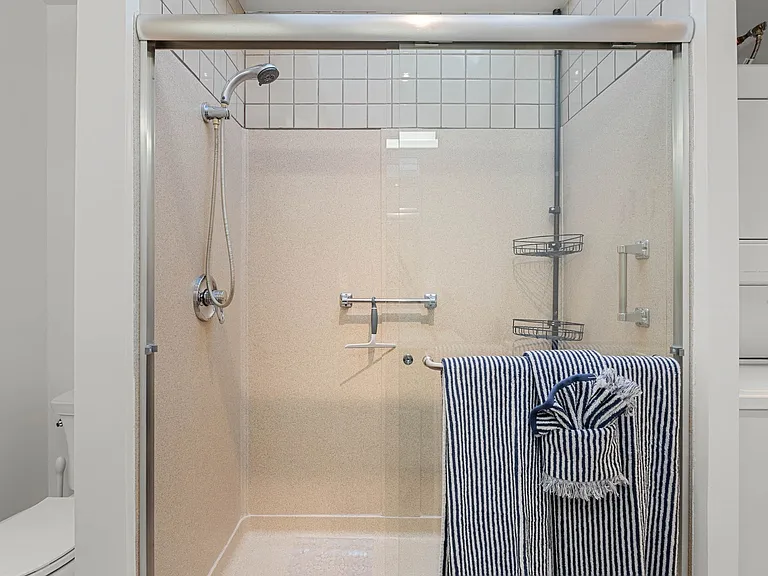 1251 Devon Ln — Photo 19