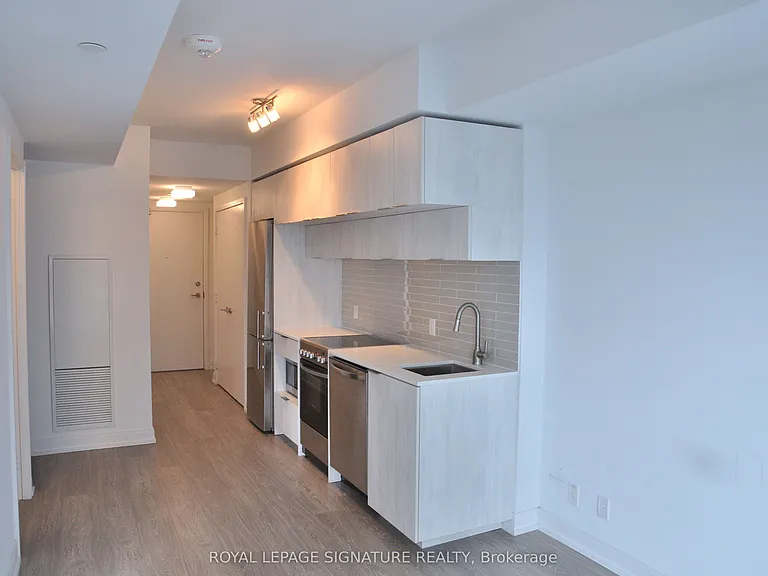 181 Dundas St E #2615 — Photo 2