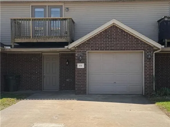 2149 - 2155 Skyler, 2149-2155 Skyler Dr #2151, Fayetteville, AR 72703