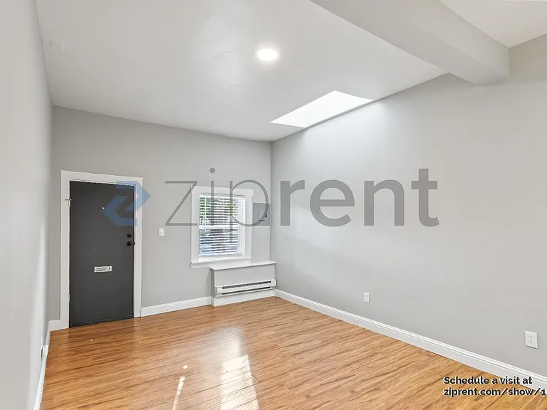 5580 Vallejo St #A — Photo 4