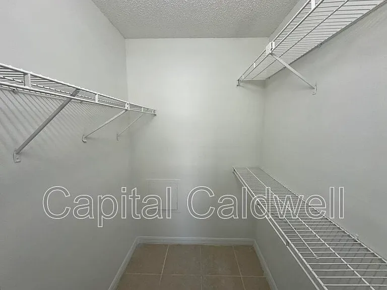209 Lake Brook Cir #LB103 — Photo 34