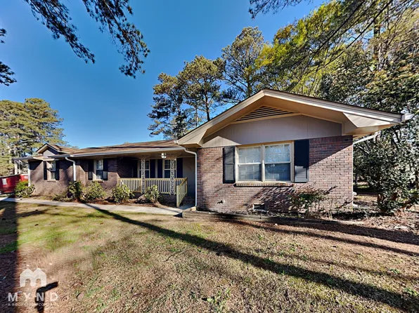 1290 Maple St SE, Conyers, GA 30013