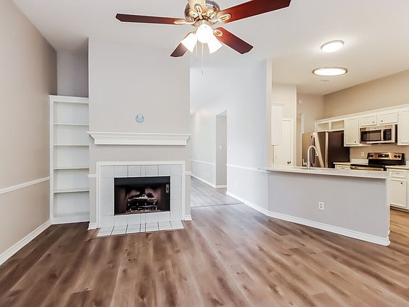 5th image of 4018 Hunnington Dr