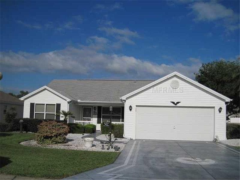 1st image of 1201 El Esparza Ln