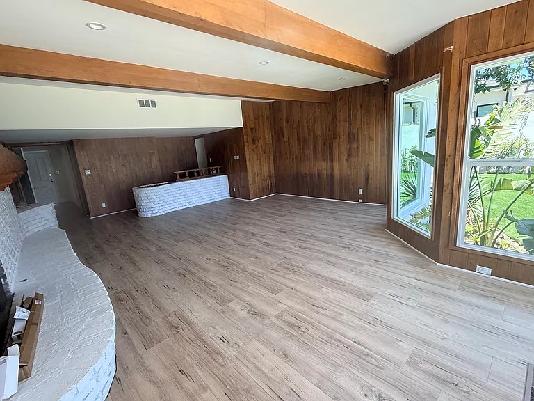 6254 Allott Ave — Photo 7
