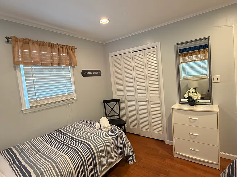 8712 Green Level Church Rd — Photo 35