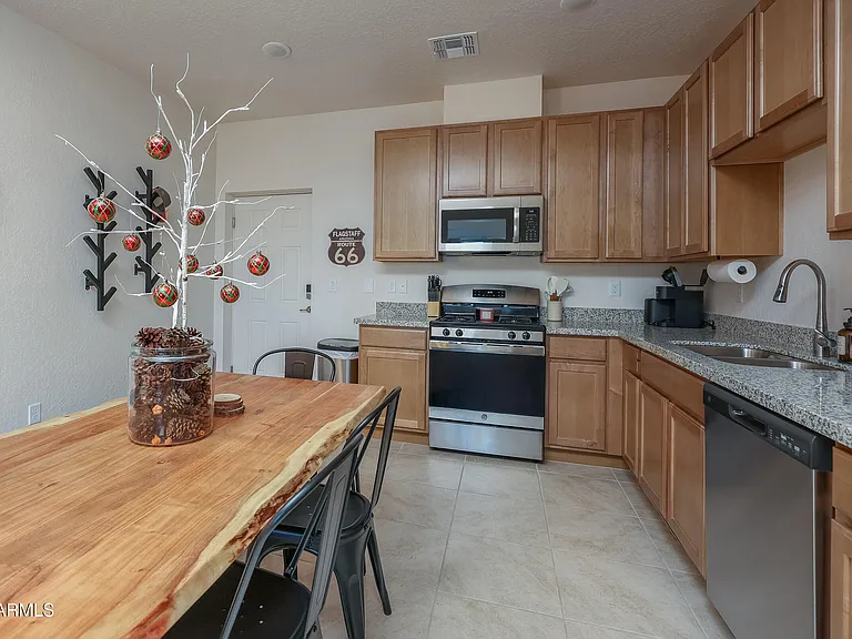 207 Beaver St #505 — Photo 9